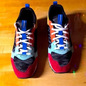 Mens Brand New Merrell Shoes! Size 10. Never Used and has tags.Perfect Condition